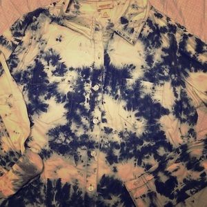 Jean and bleach dyed button up size L
